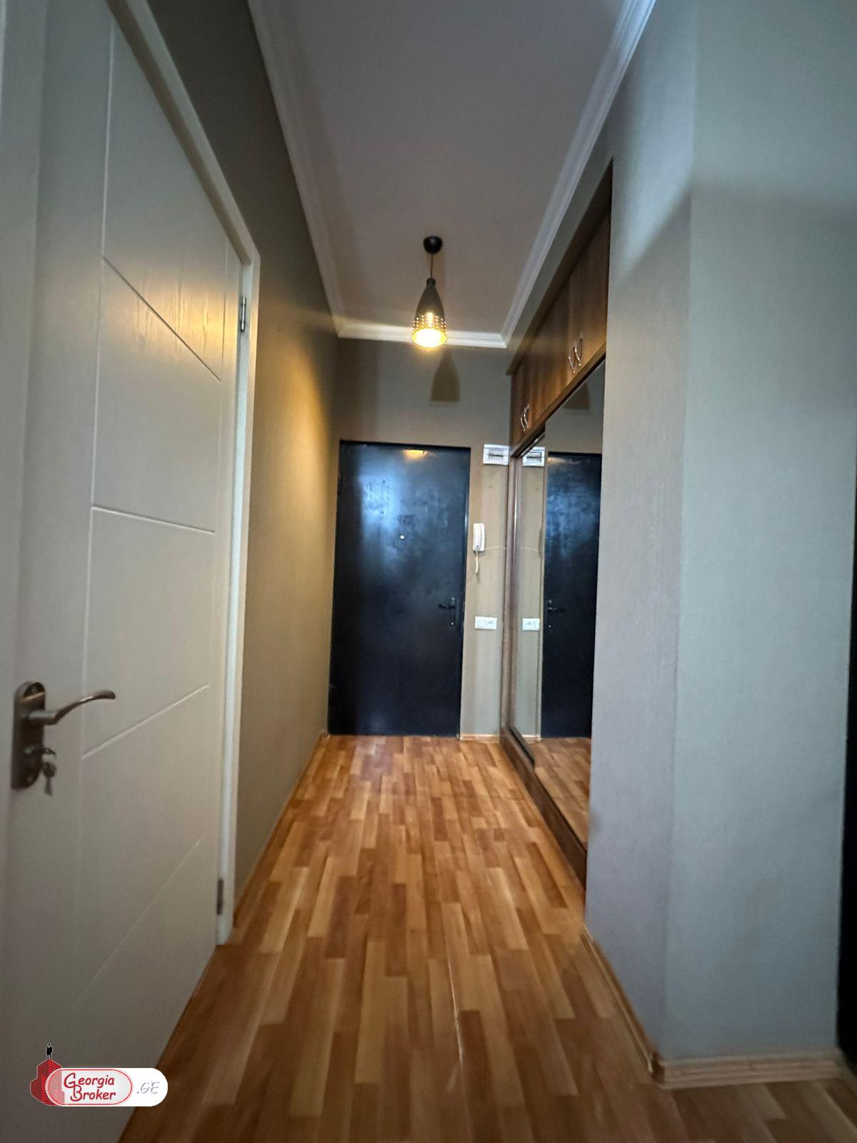 იყიდება ახალი გარემონტებული 3 ოთახიანი ბინა